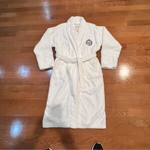 Vintage Victoria's Secret Country White Terry Cotton Robe Size XS/S Quiet Luxury
